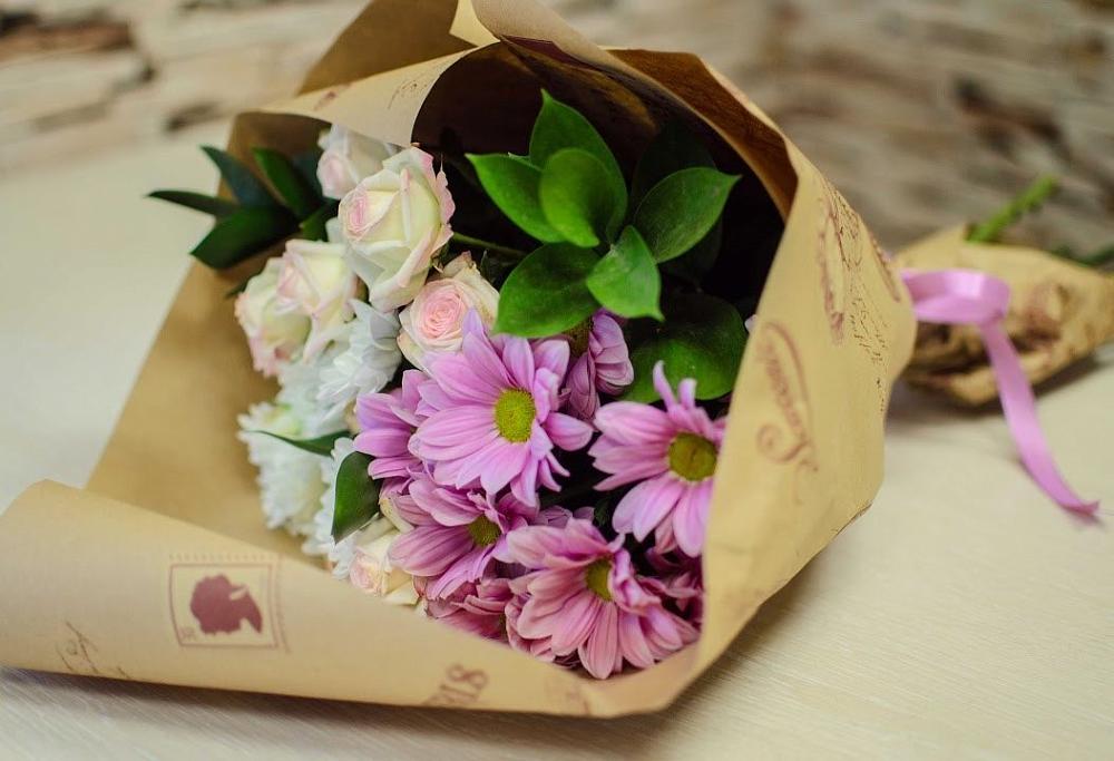 Букет цветов из: Розы и Хризантемы в Покачах