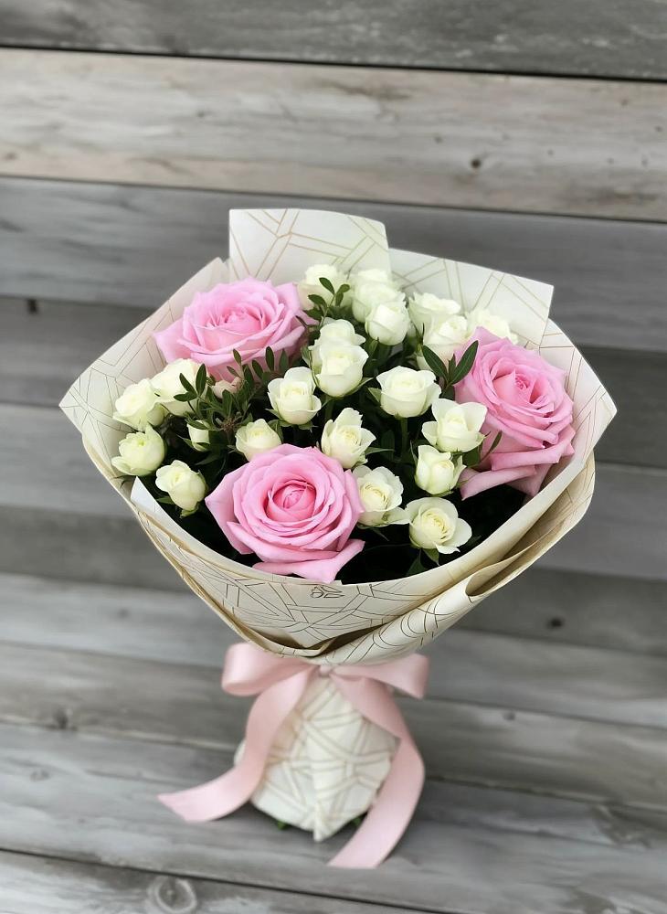 Букет цветов из: Розы в Покачах