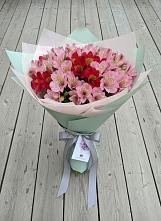 Букет цветов из:  Альстромерии в Покачах