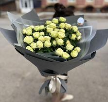 Букет Белые кустовые розы Солинеро в Покачах