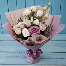 Букет цветов из:  Розы и Лизиантусы в Покачах