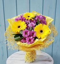 Букет цветов из:  Хризантемы и Герберы в Покачах