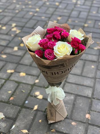 Букет цветов из: Розы в Покачах