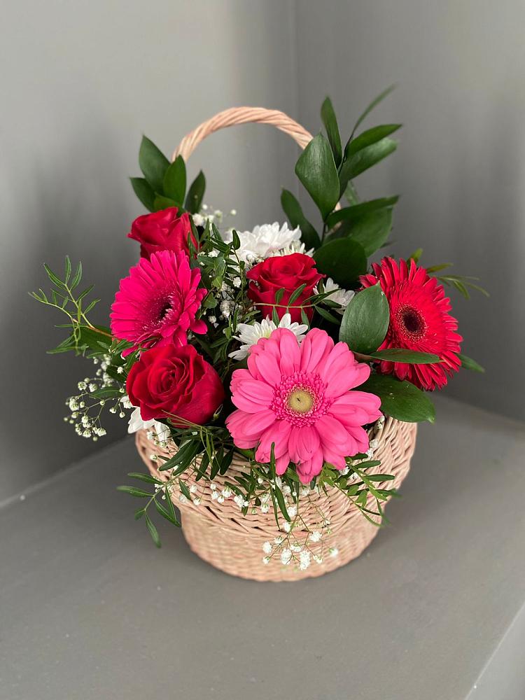 Цветочная композиция из Розы, Хризантемы и Герберы в корзине в Покачах